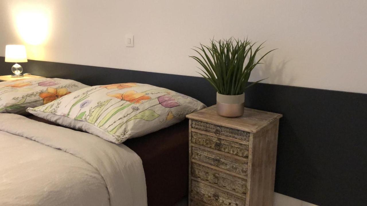 Studios Near Lycee Jean Mermoz Saint-Louis  Ngoại thất bức ảnh