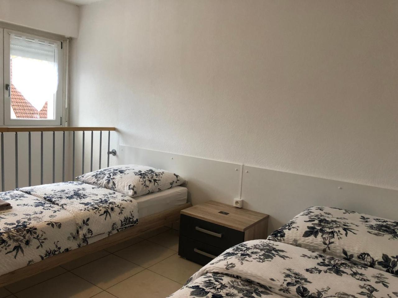 Studios Near Lycee Jean Mermoz Saint-Louis  Ngoại thất bức ảnh